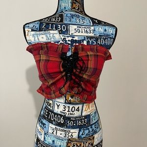 PRE-LOVED • Red Plaid Crop Top